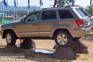 2005 Jeep WK