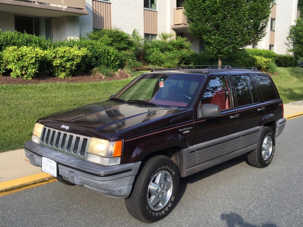 1993 Jeep Grand Cherokee wallpapers