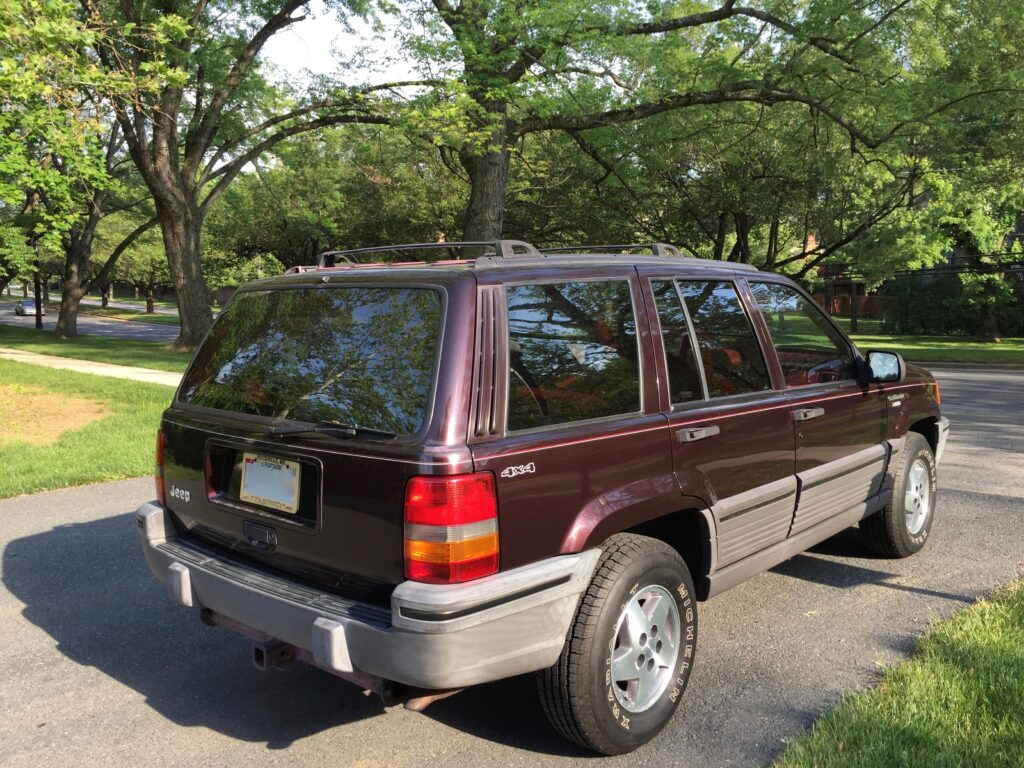 1993 Jeep Grand Cherokee wallpapers